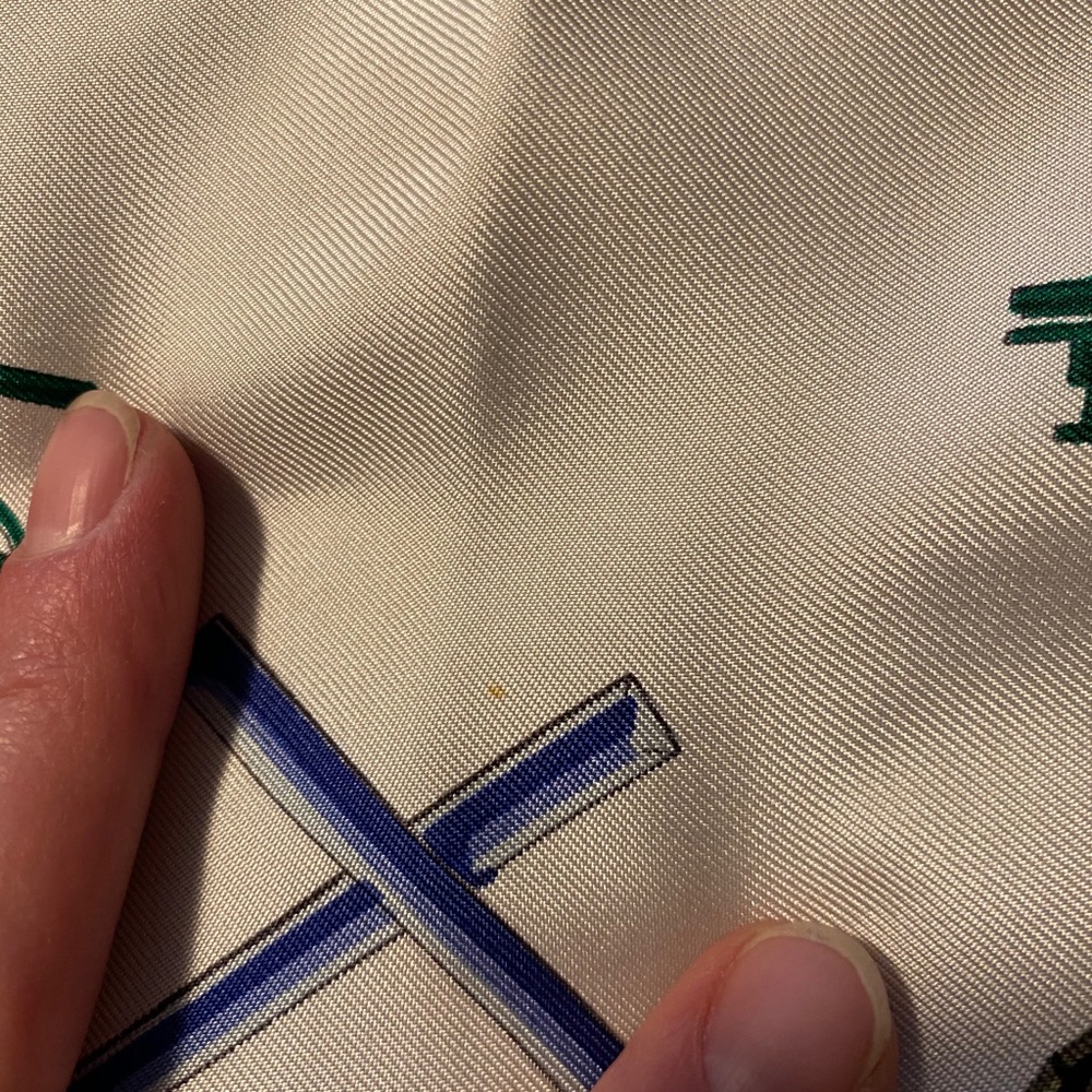 Vintage Hermès Scarf - Picture 10 of 12